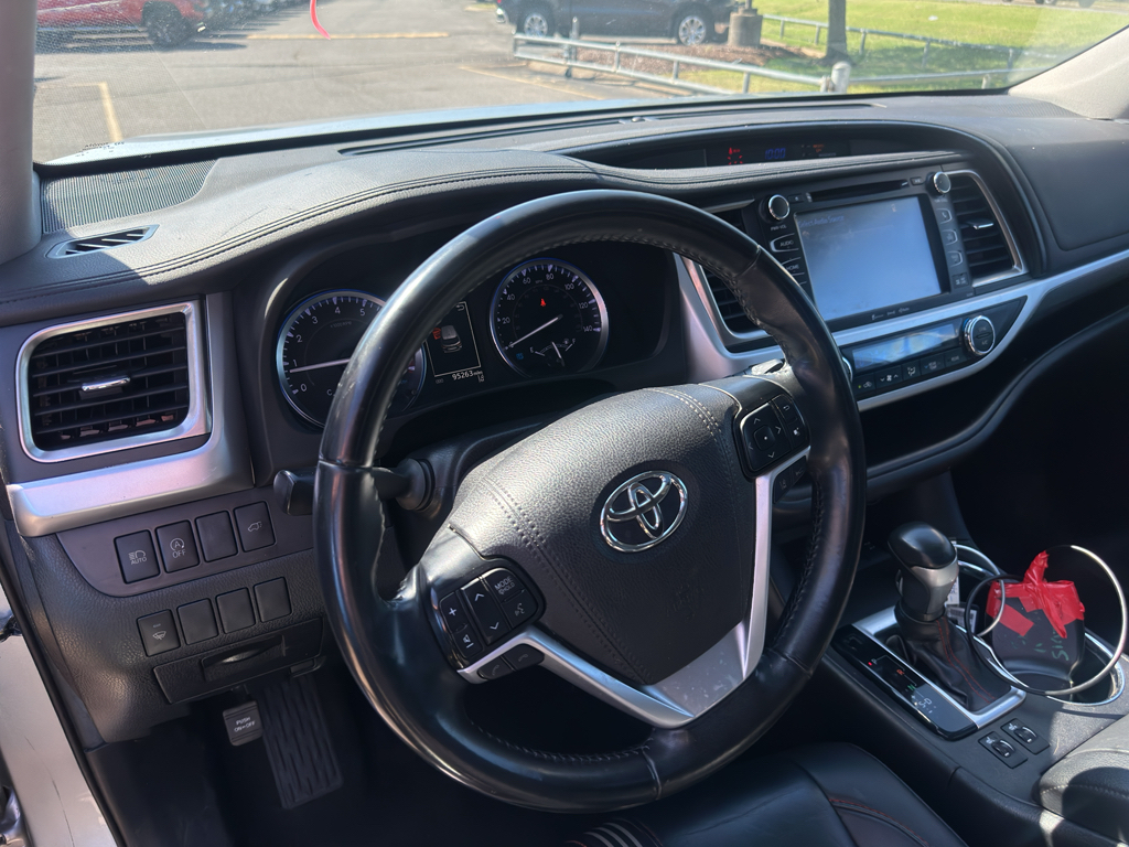 Used 2019 Toyota Highlander SUV