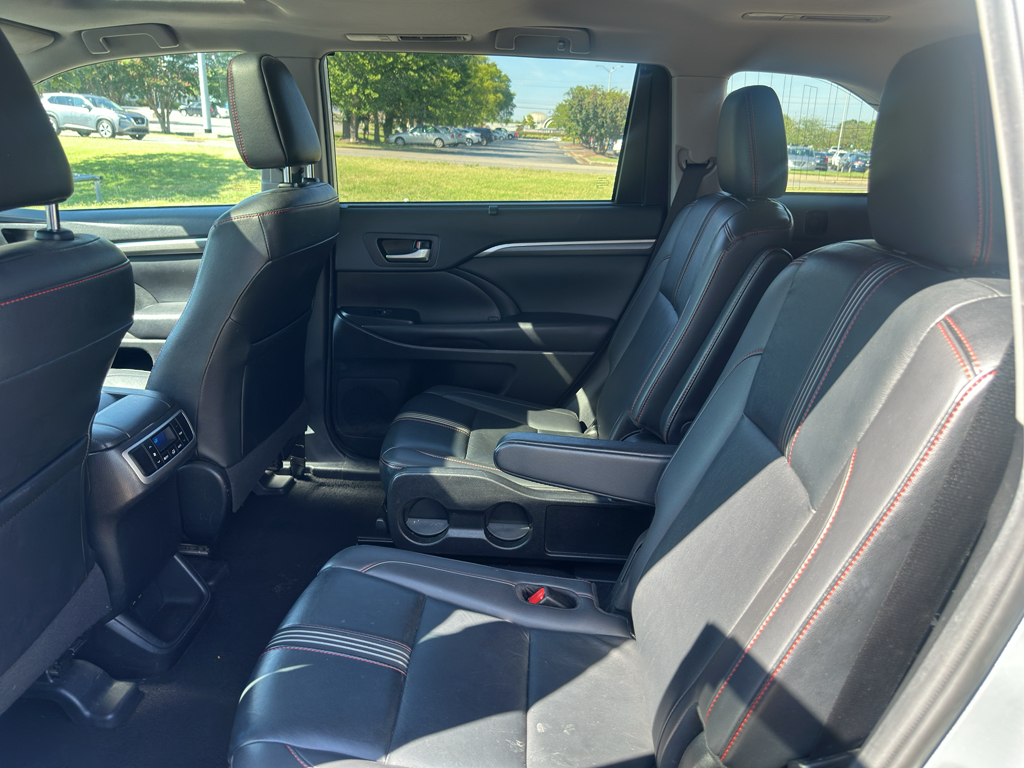 Used 2019 Toyota Highlander SUV