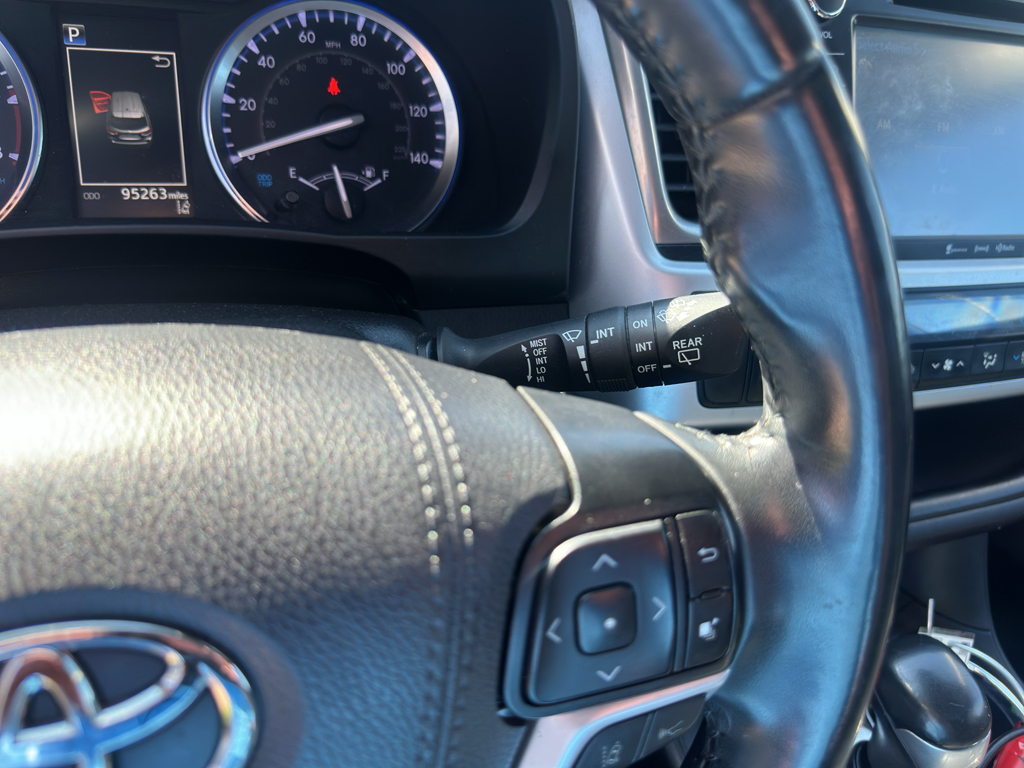 Used 2019 Toyota Highlander SUV