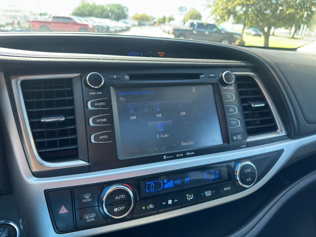 Used 2019 Toyota Highlander SUV