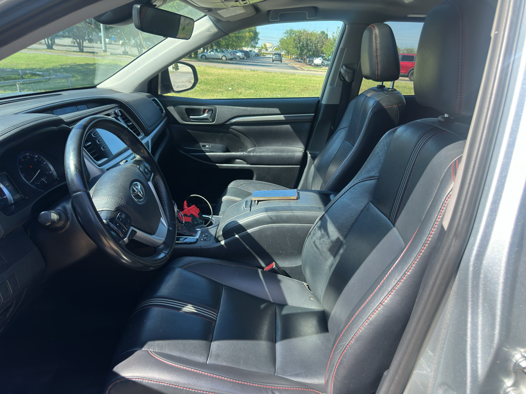 Used 2019 Toyota Highlander SUV