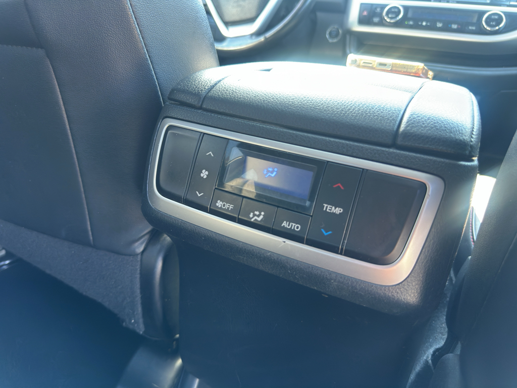 Used 2019 Toyota Highlander SUV