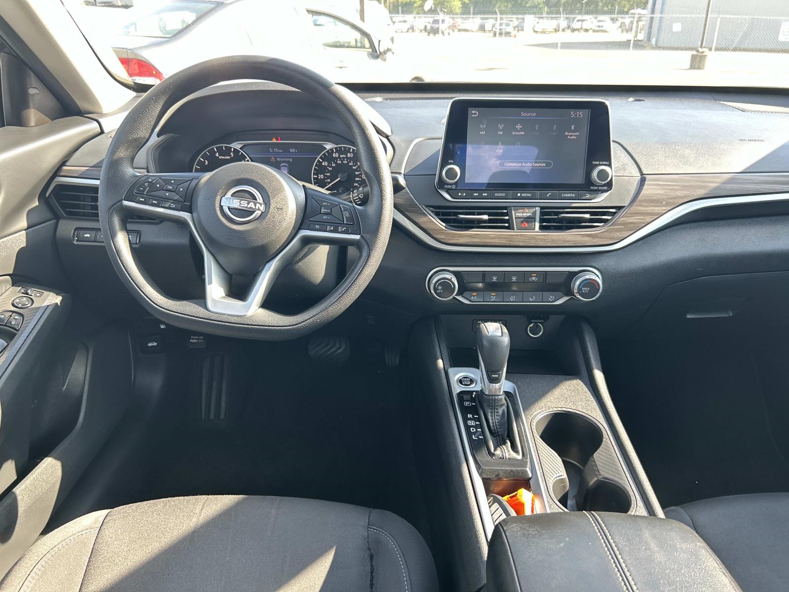 Used 2025 Nissan Altima Sedan