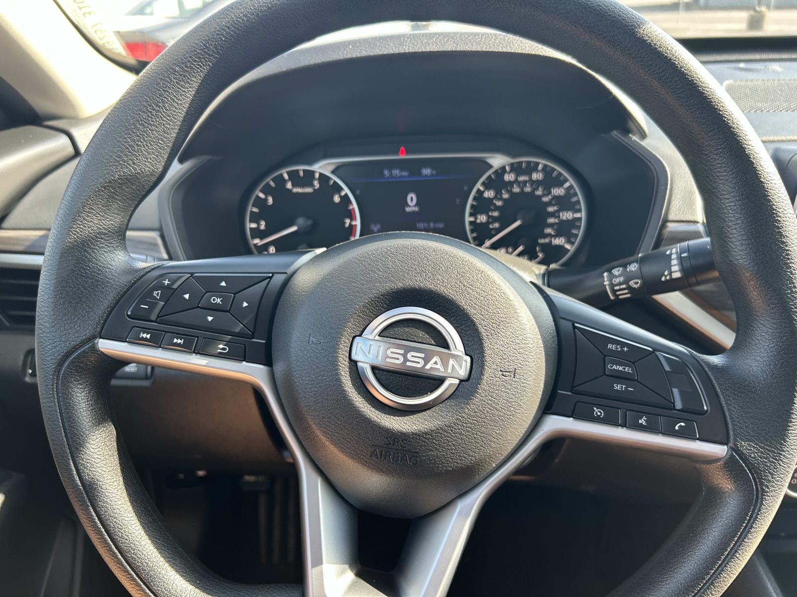 Used 2025 Nissan Altima Sedan