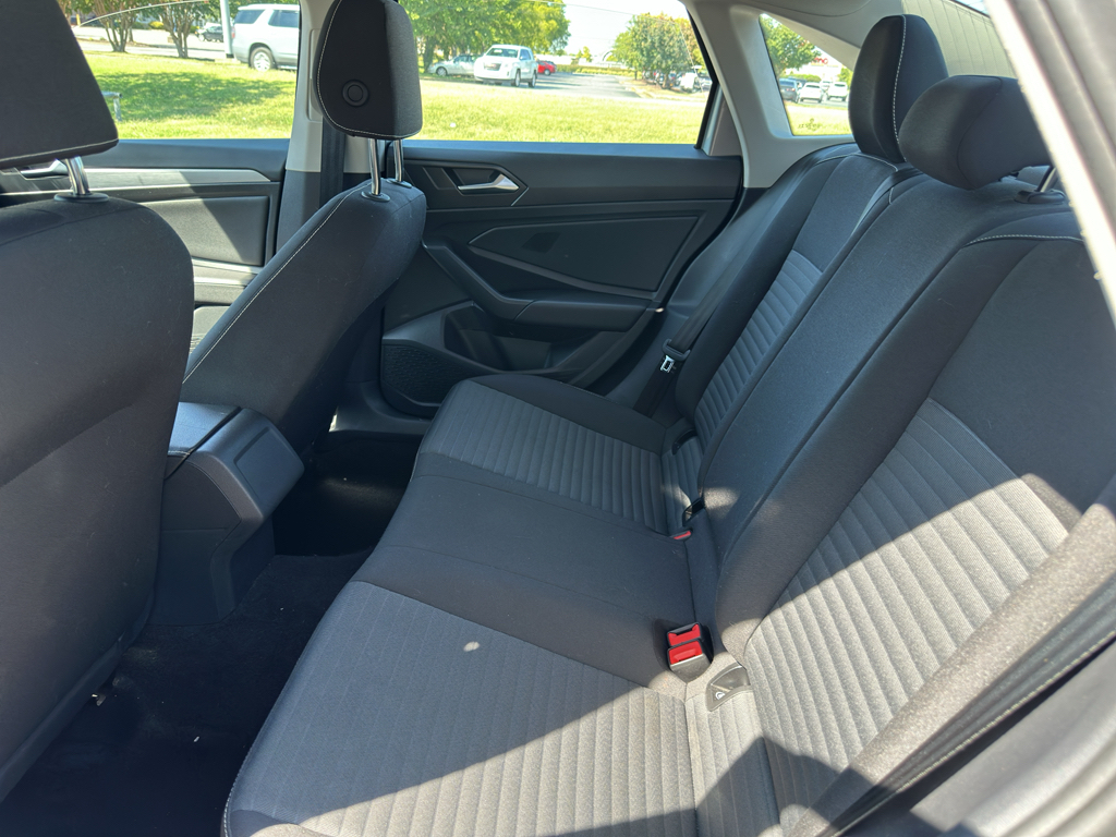 Used 2025 Volkswagen Jetta Sedan