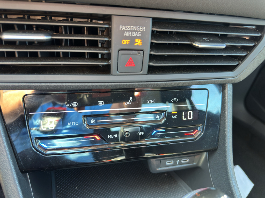 Used 2025 Volkswagen Jetta Sedan