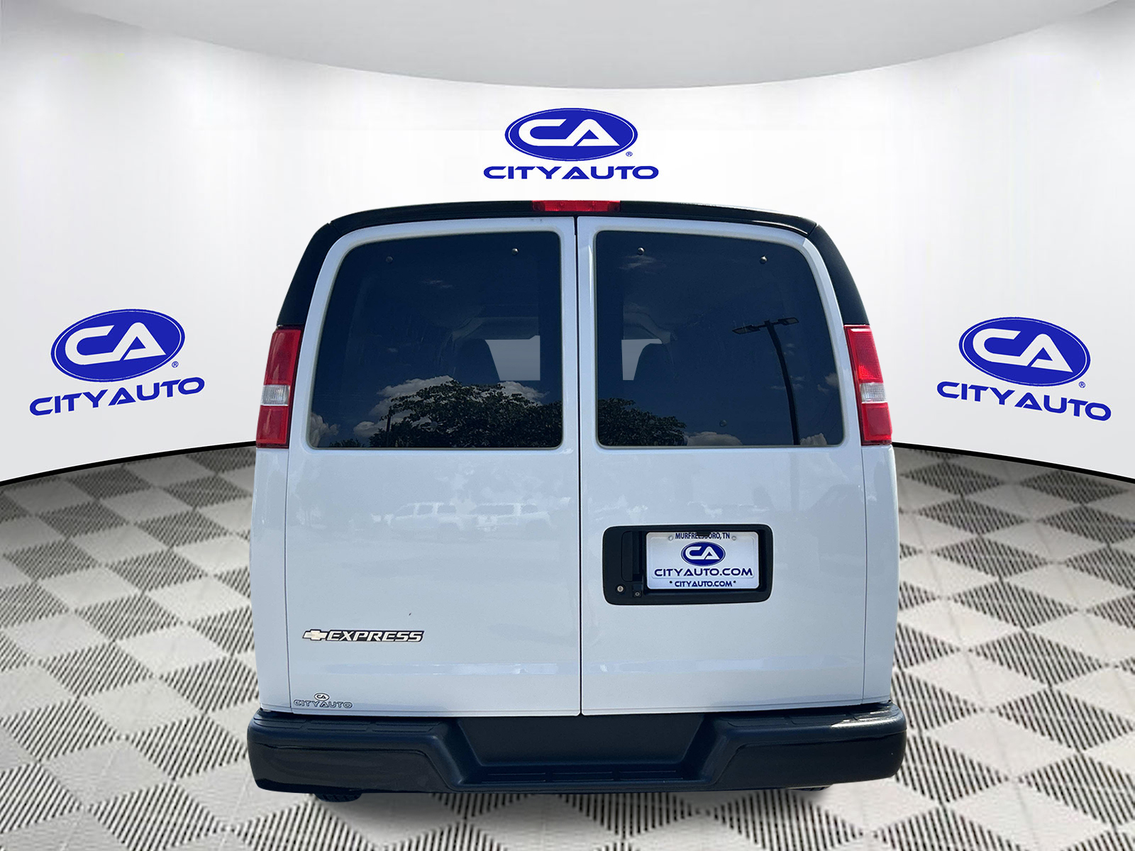 Used 2019 Chevrolet Express 3500 Van