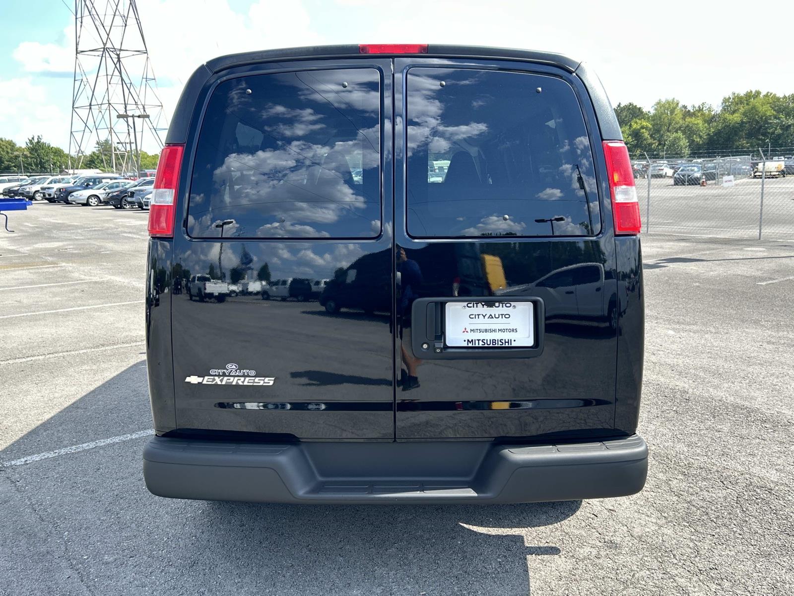 Used 2019 Chevrolet Express 3500 Van