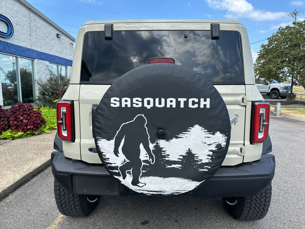 Vehicle photo 5
