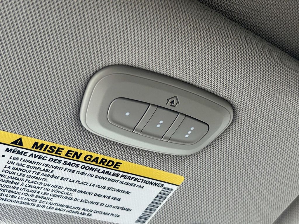 Used 2022 Chrysler Pacifica Van