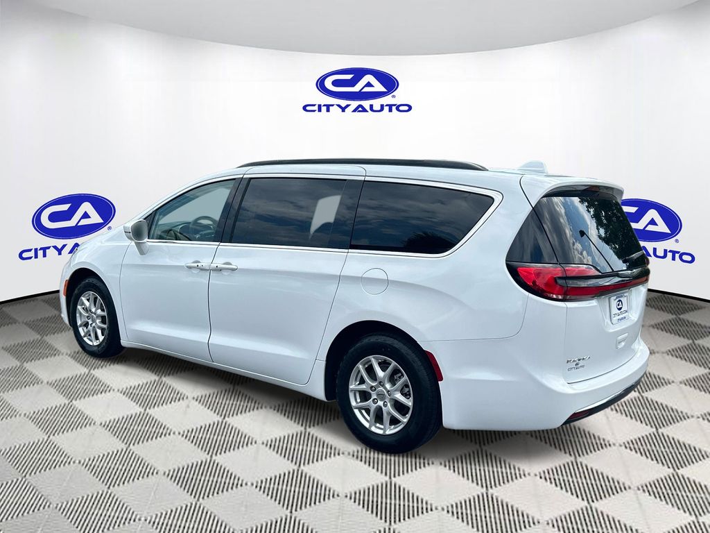 Used 2022 Chrysler Pacifica Van