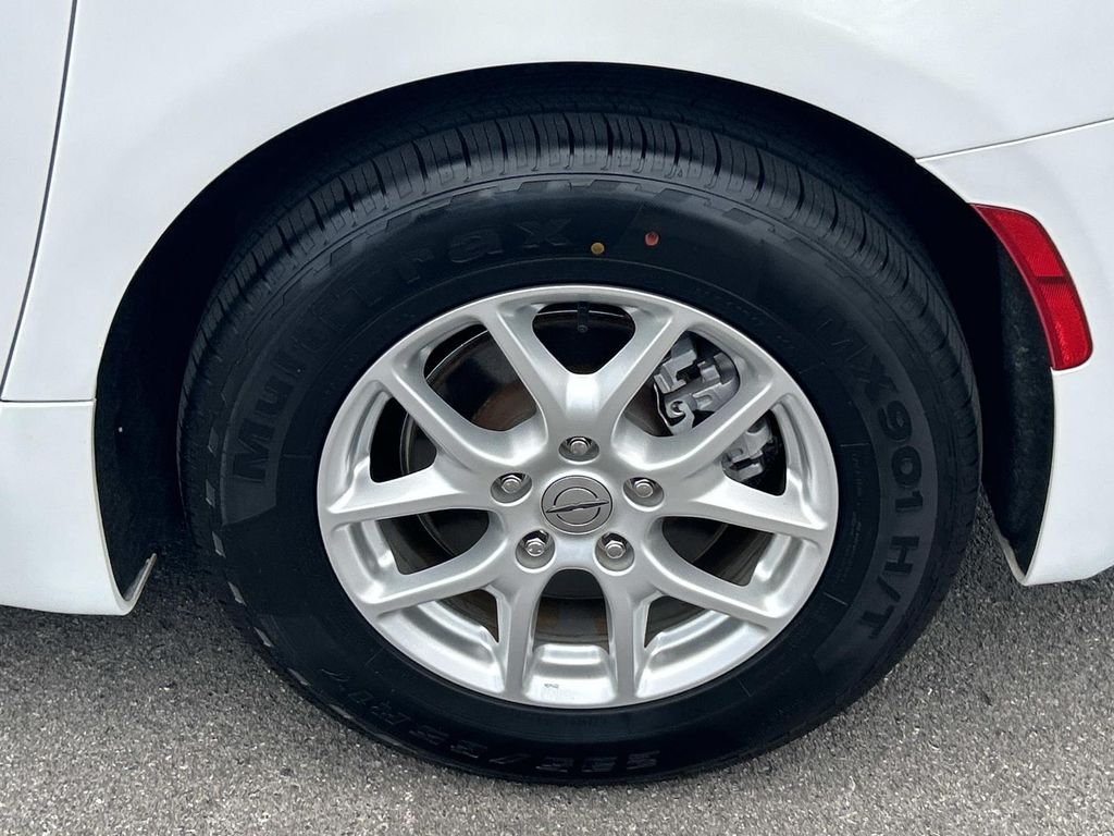Used 2022 Chrysler Pacifica Van