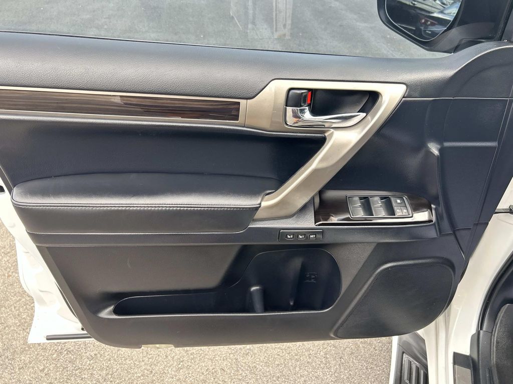 Used 2019 Lexus GX 460 SUV