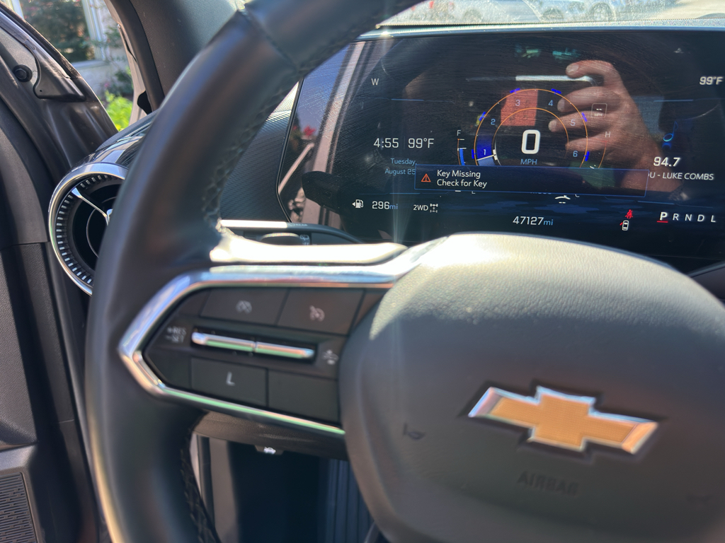 Vehicle photo 20