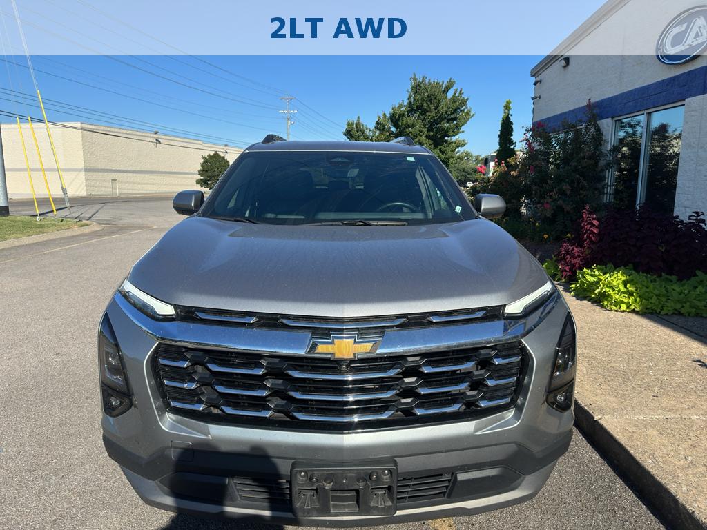 Vehicle photo 9