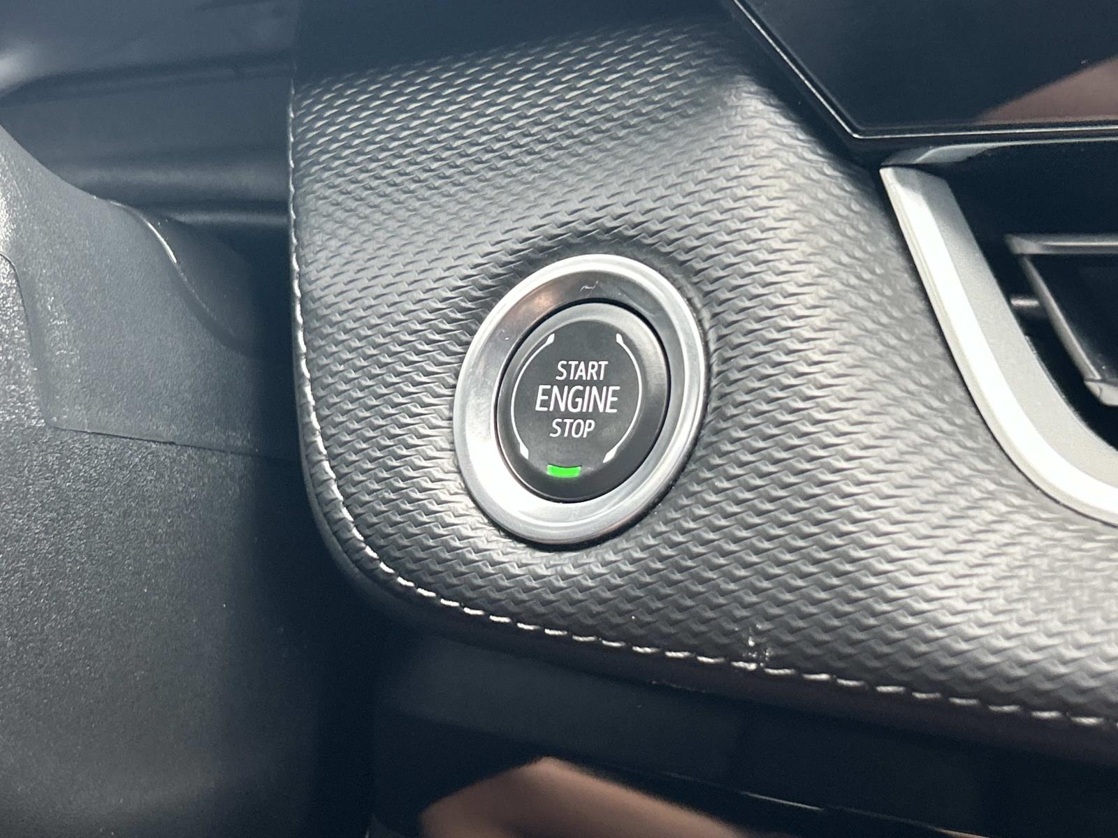 Vehicle photo 38