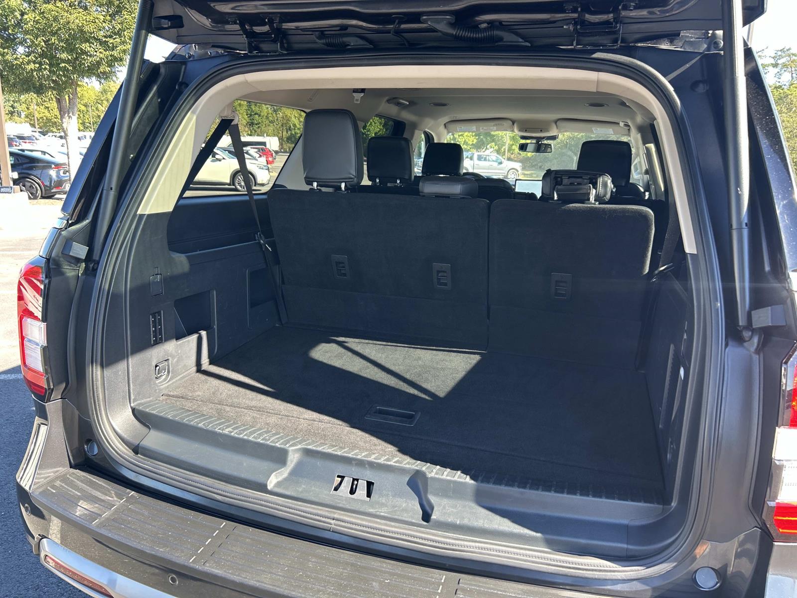 Used 2024 Ford Expedition MAX SUV