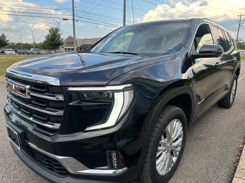 Vehicle photo 8