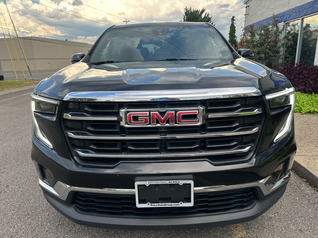 Vehicle photo 9