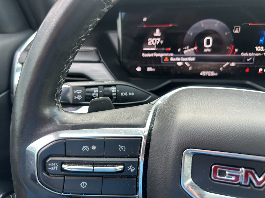 Vehicle photo 26