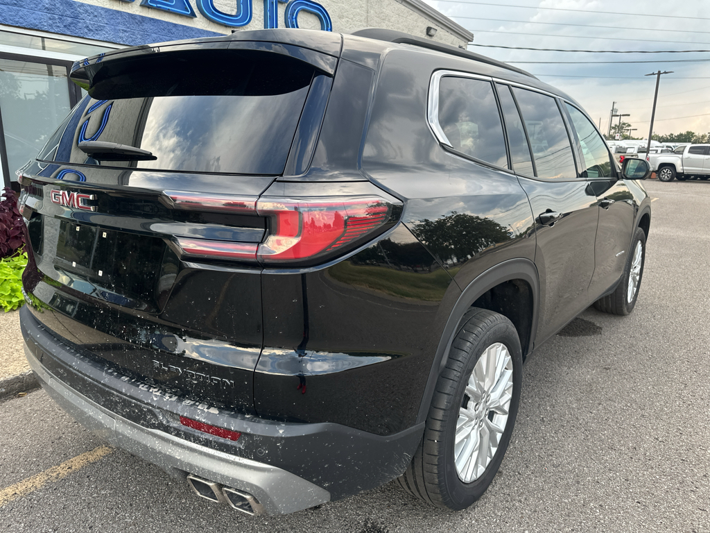 Vehicle photo 4