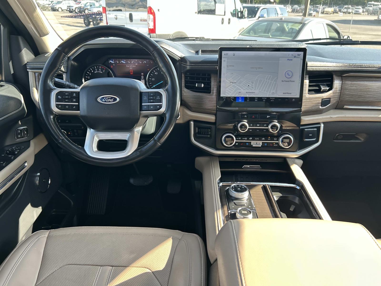 Used 2024 Ford Expedition SUV
