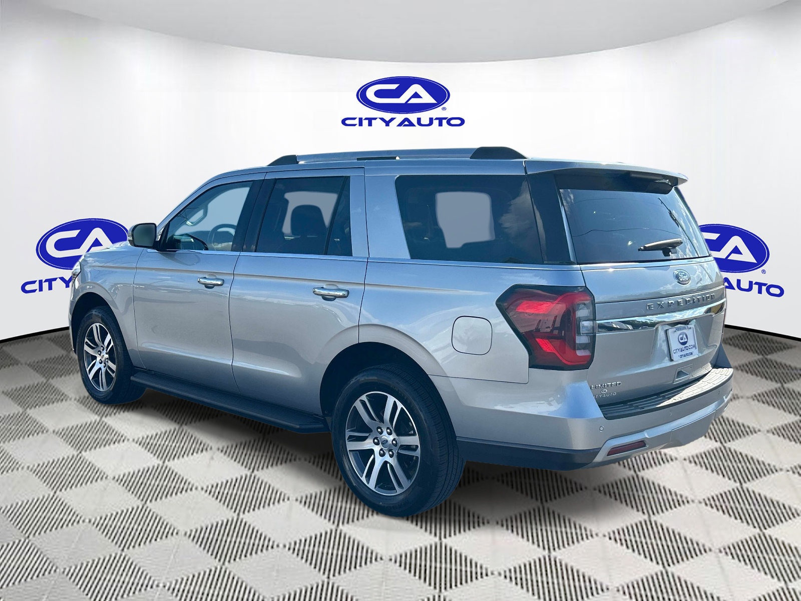 Used 2024 Ford Expedition SUV