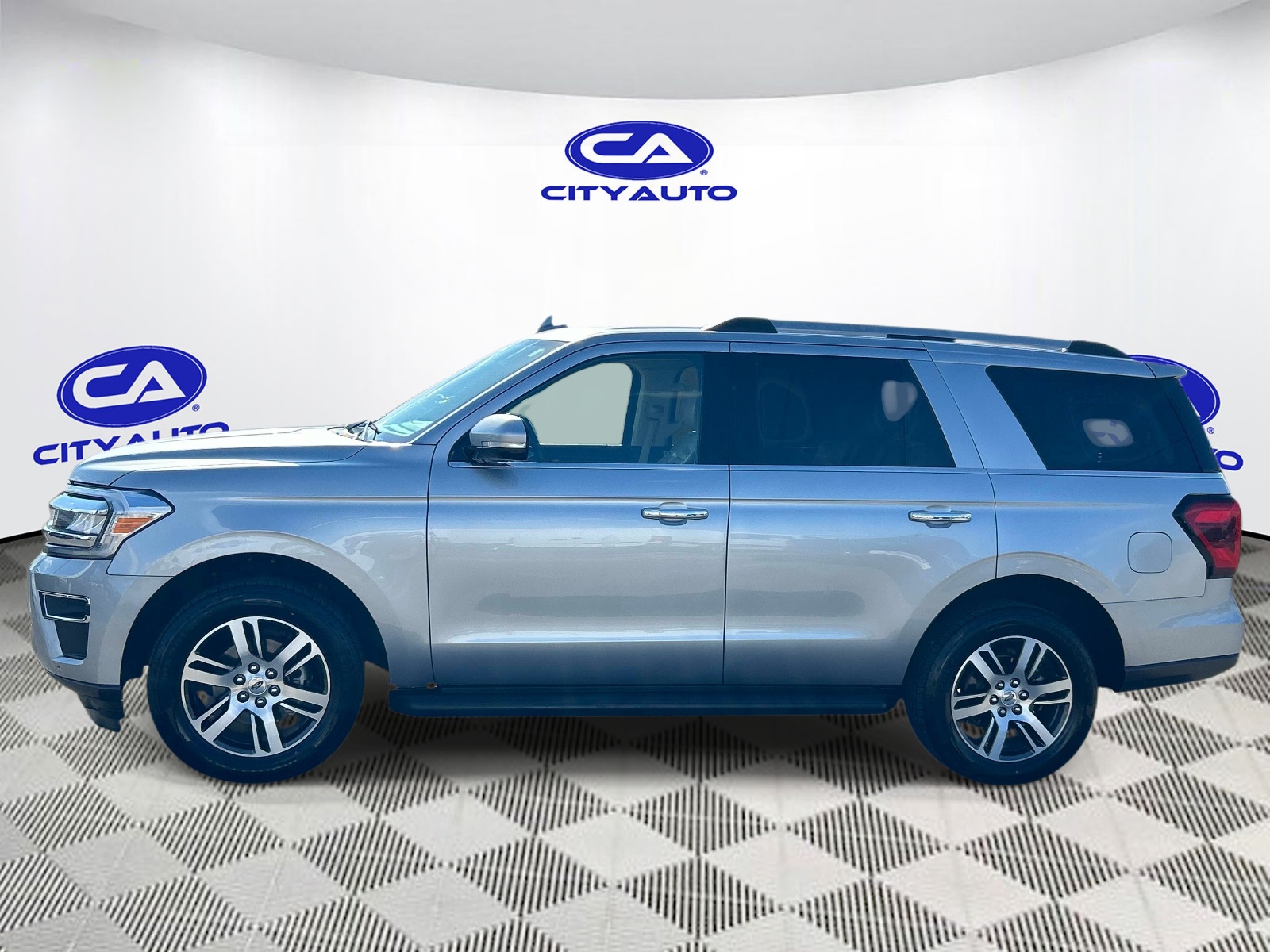 Used 2024 Ford Expedition SUV