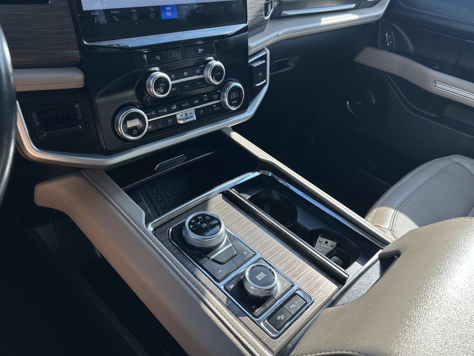 Used 2024 Ford Expedition SUV