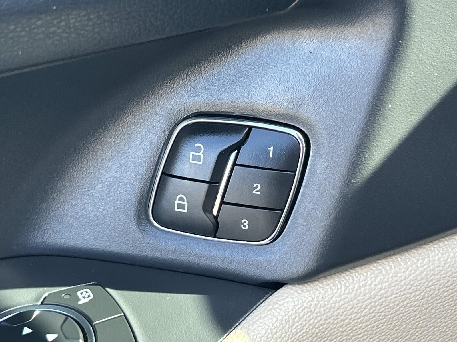 Used 2024 Ford Expedition SUV