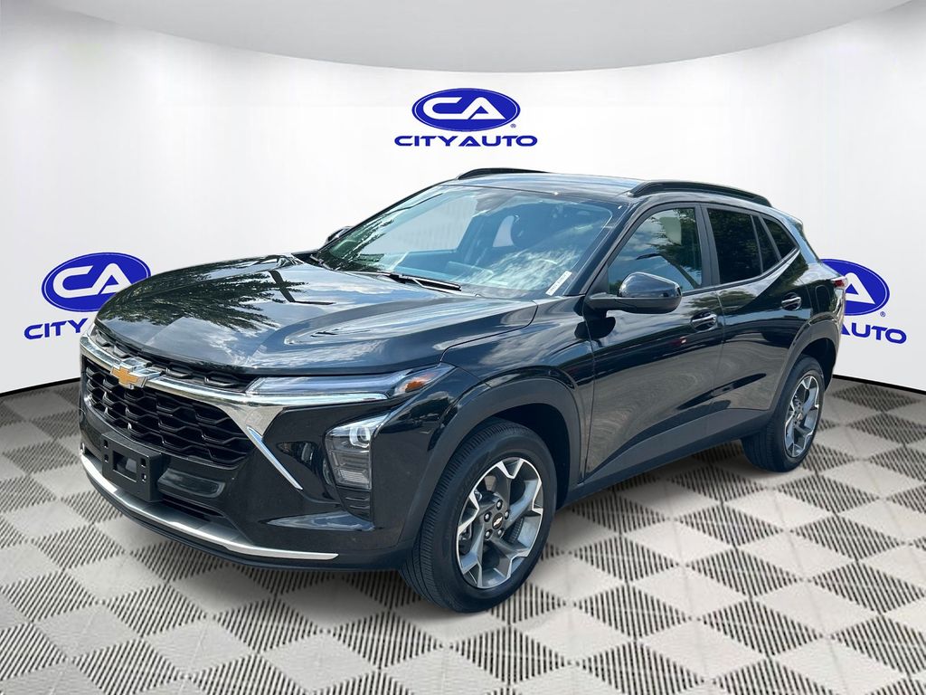 Vehicle photo 8
