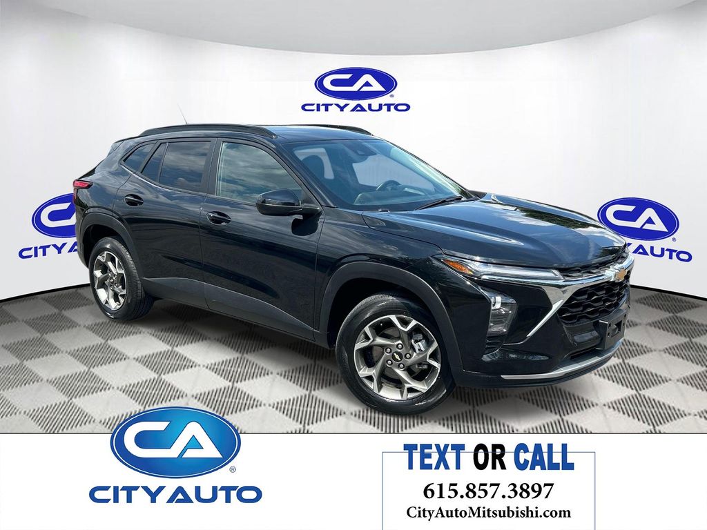 Vehicle photo 1