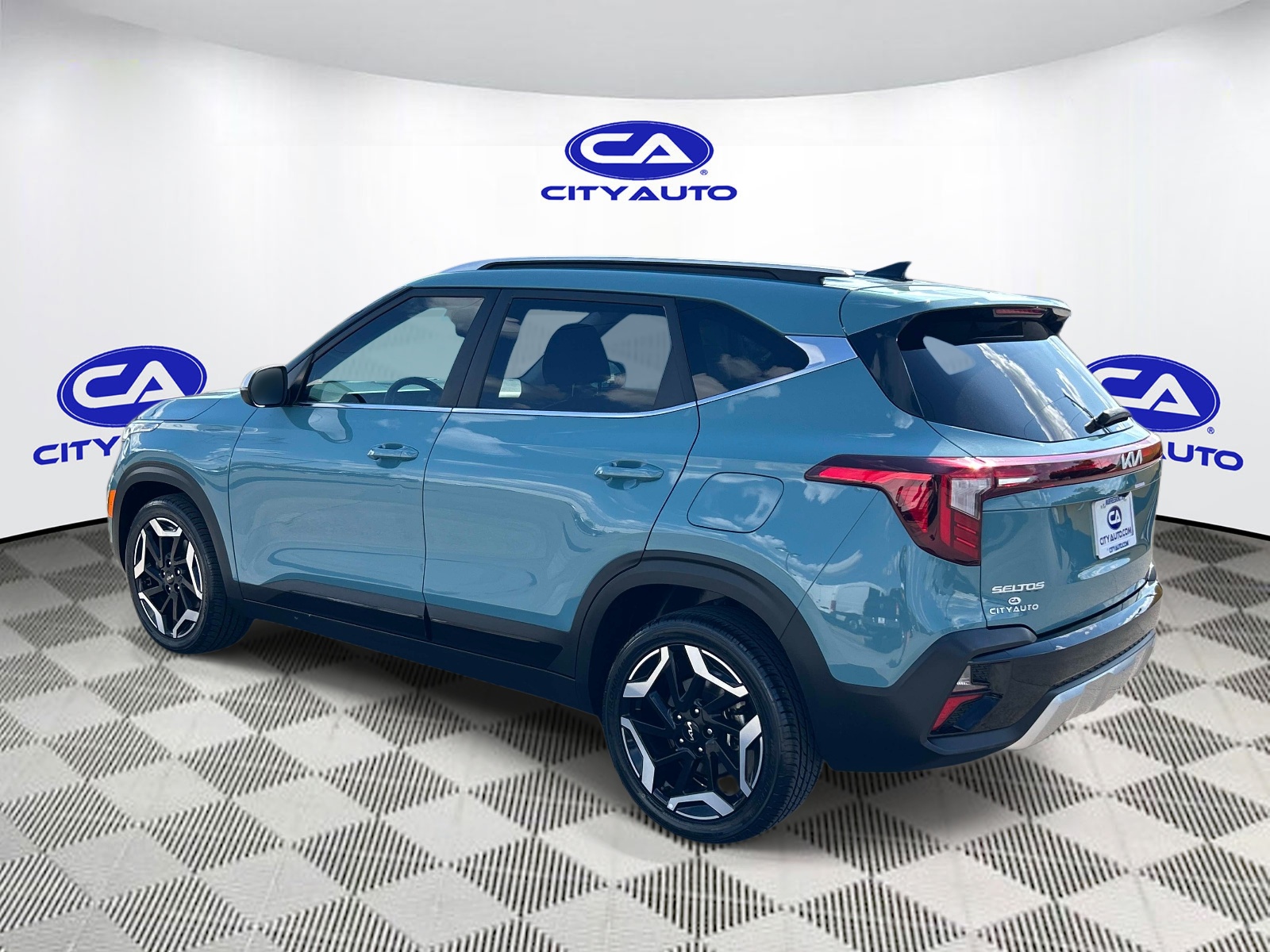 Used 2024 Kia Seltos SUV