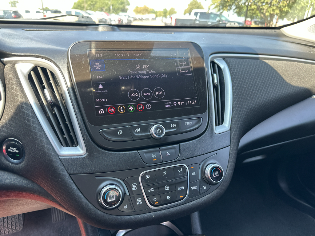 Vehicle photo 27