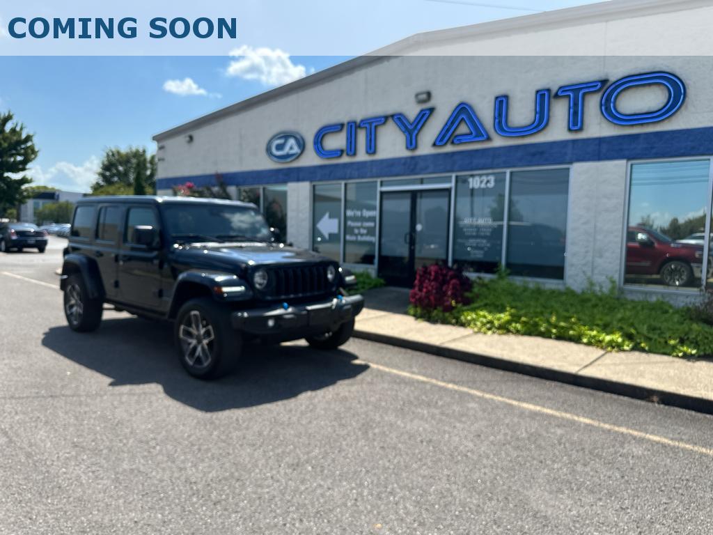 Vehicle photo 1