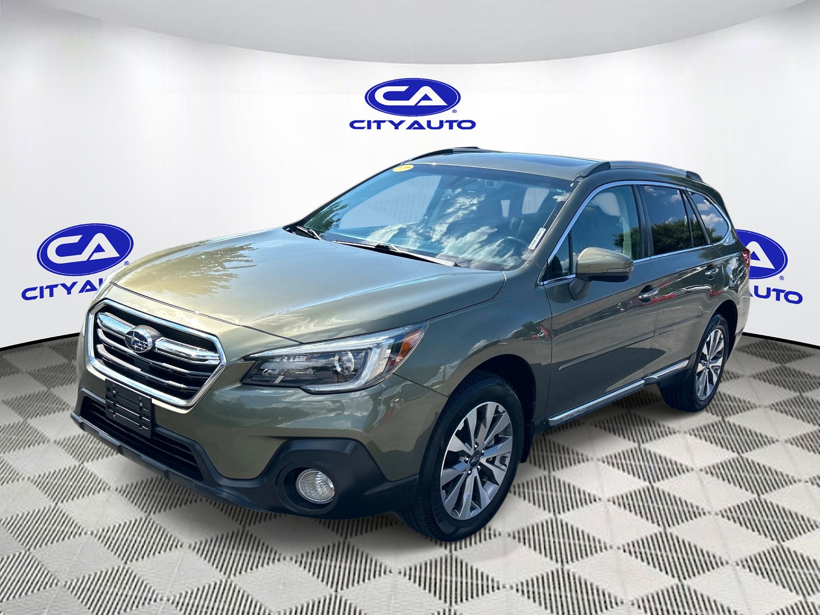 Used 2018 Subaru Outback SUV