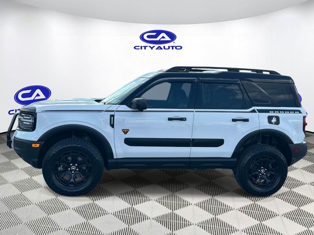 Vehicle photo 7