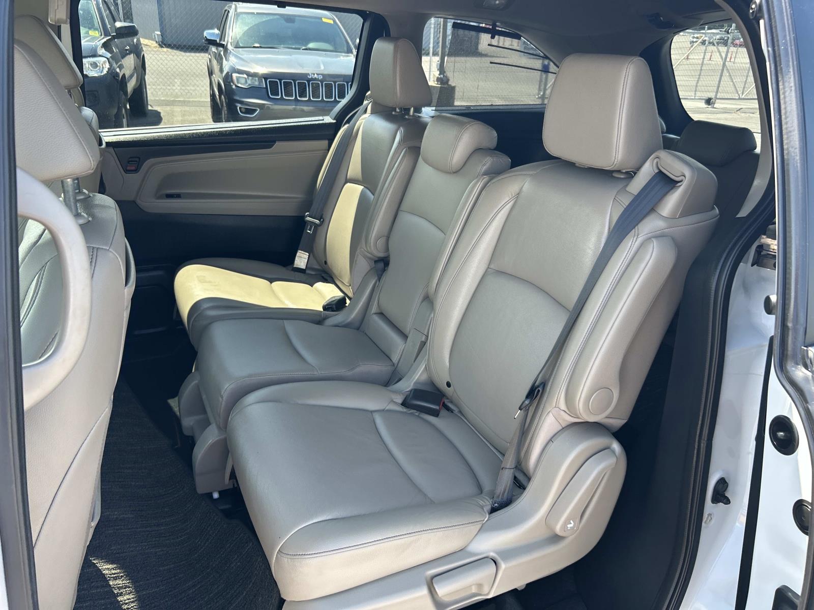 Used 2023 Honda Odyssey Van