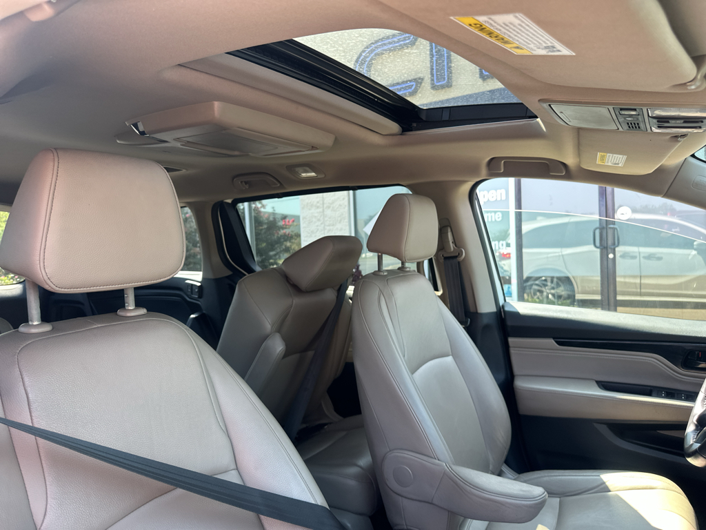 Used 2023 Honda Odyssey Van