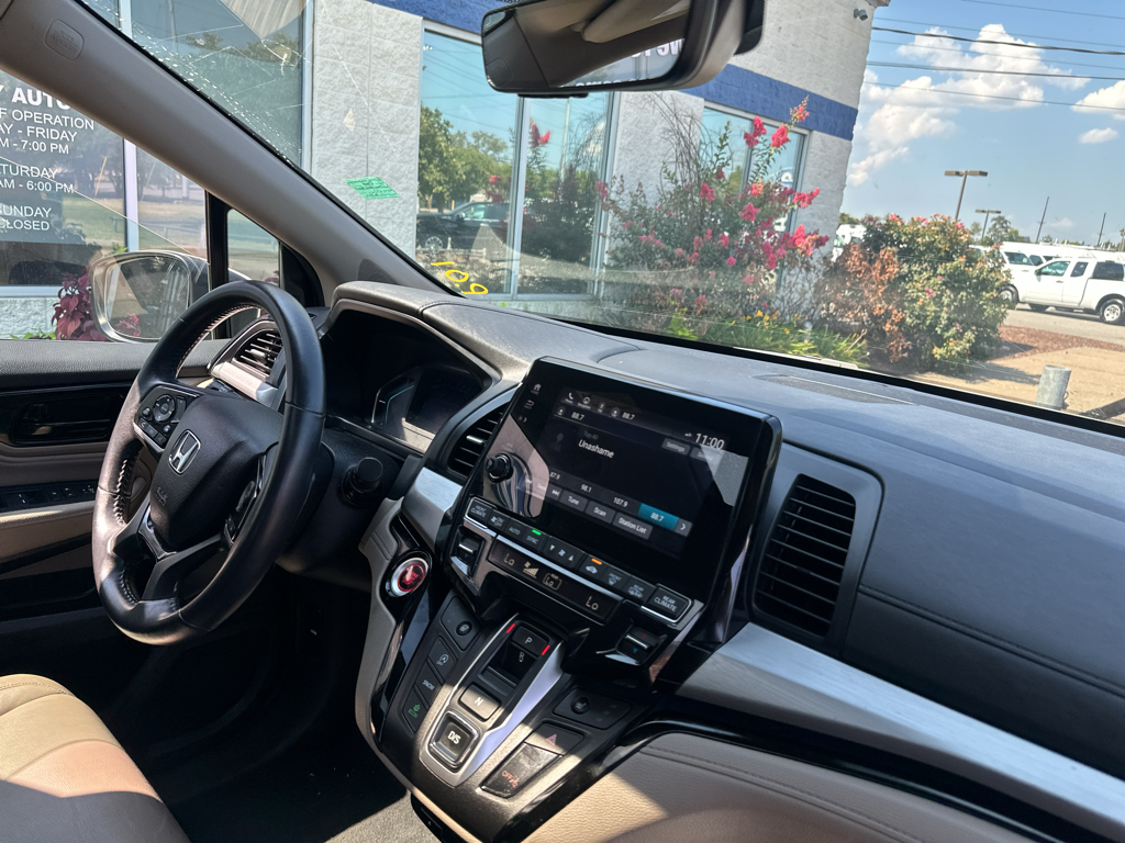 Used 2023 Honda Odyssey Van