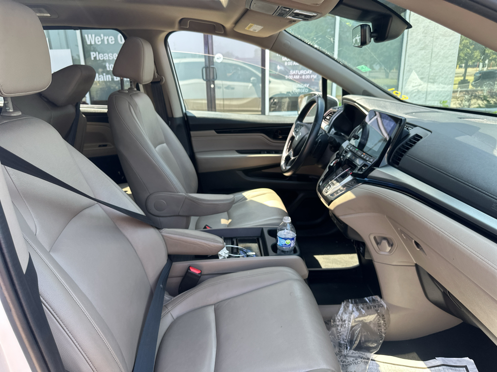 Used 2023 Honda Odyssey Van