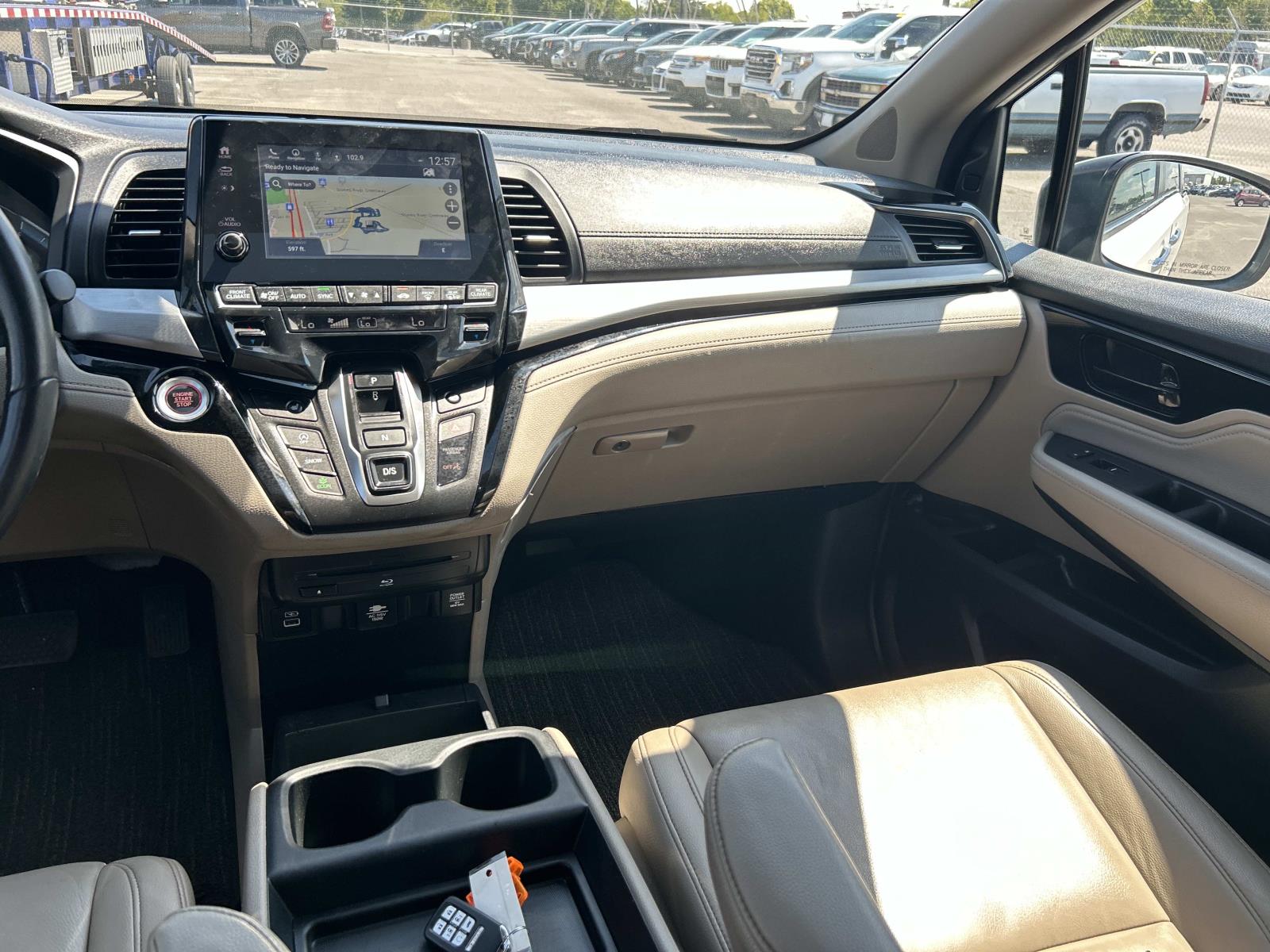 Used 2023 Honda Odyssey Van