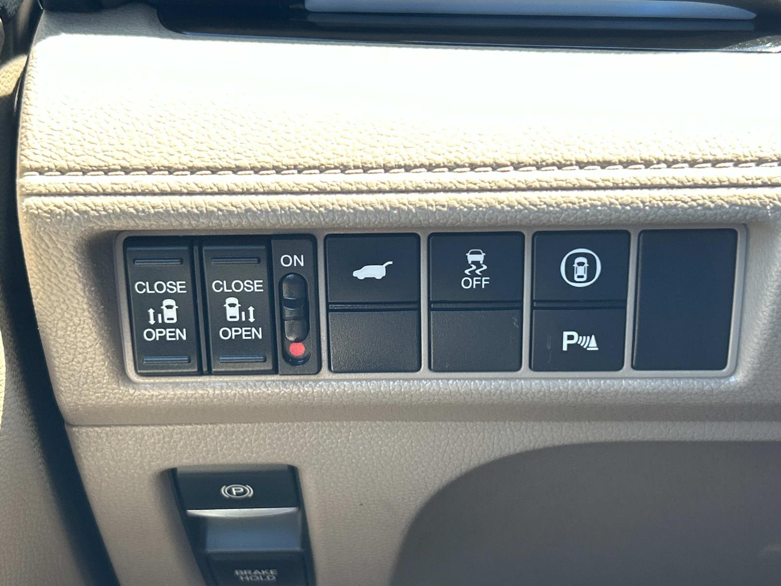 Used 2023 Honda Odyssey Van