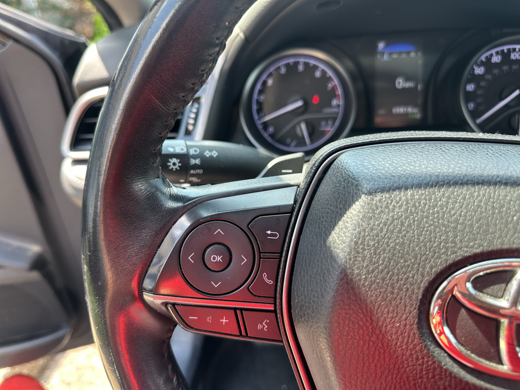 Vehicle photo 22