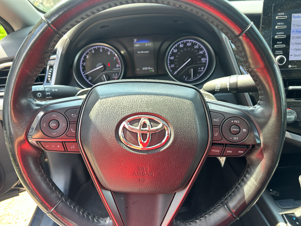 Vehicle photo 21