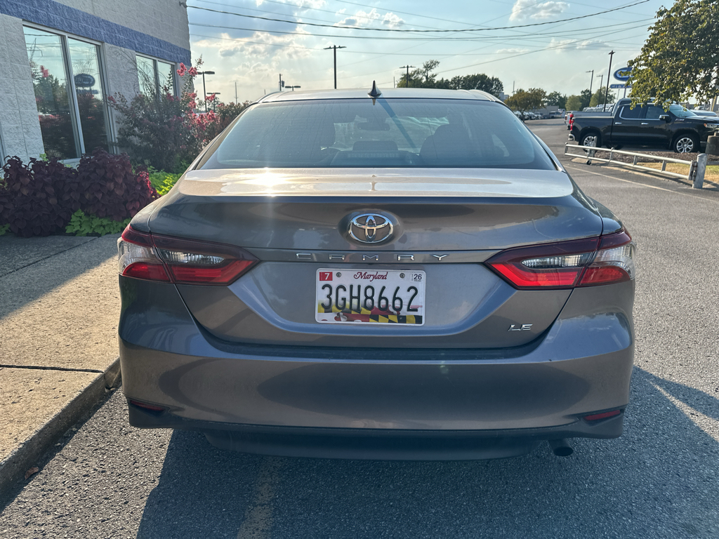 Vehicle photo 5