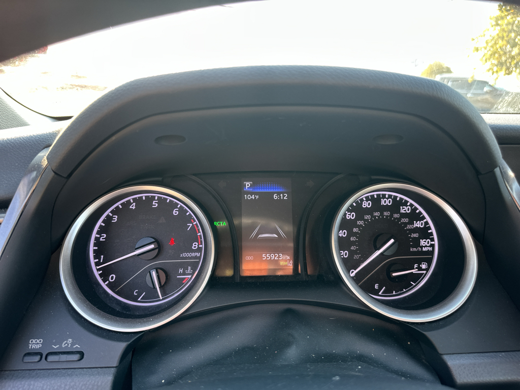 Vehicle photo 25