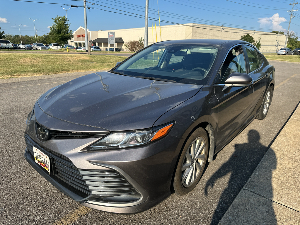 Vehicle photo 8