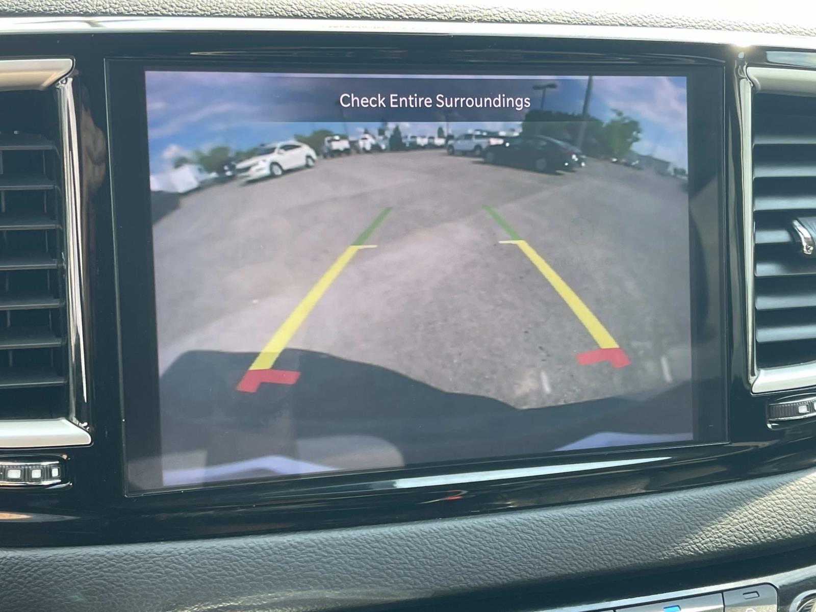 Used 2023 Chrysler Pacifica Van