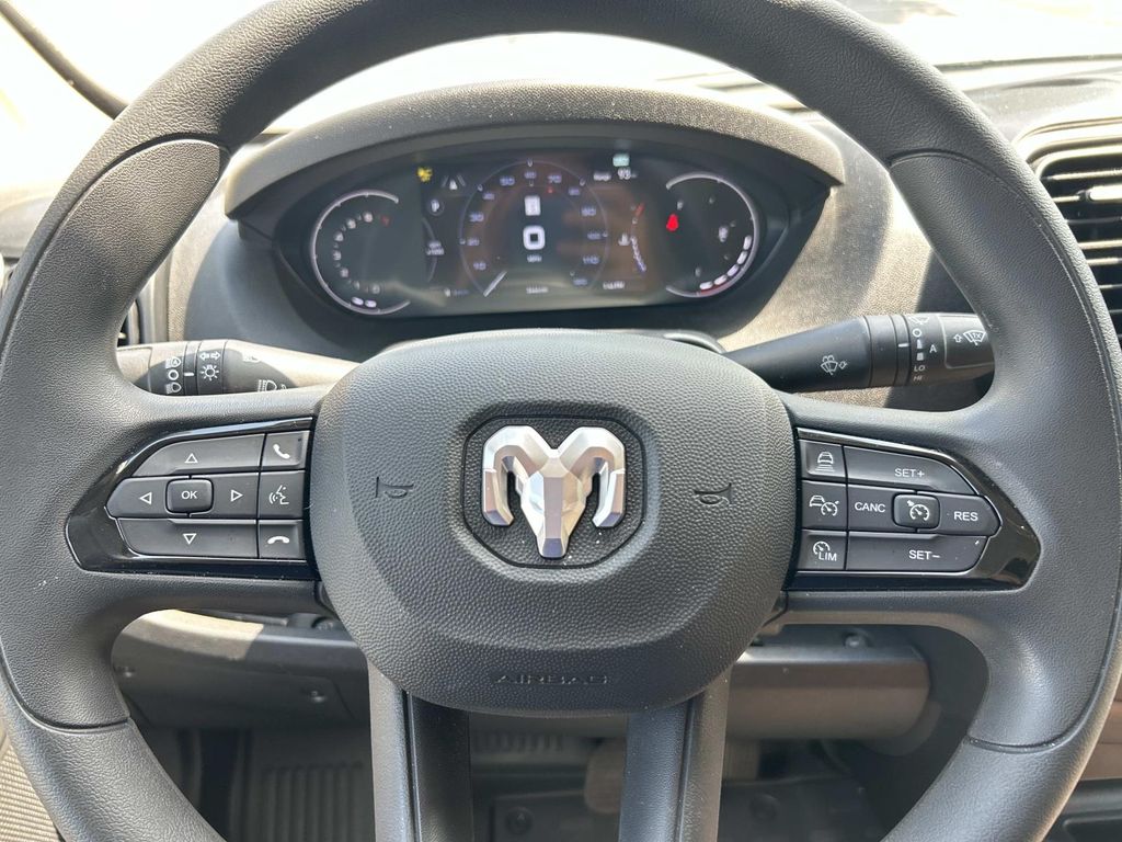 Vehicle photo 53